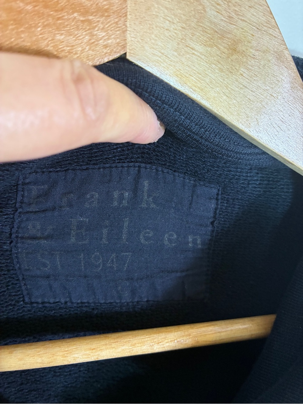 Frank & Eileen Black Relaxed Fit Belfast Sweatshirt Peacoat Size L - Picture 3 of 6